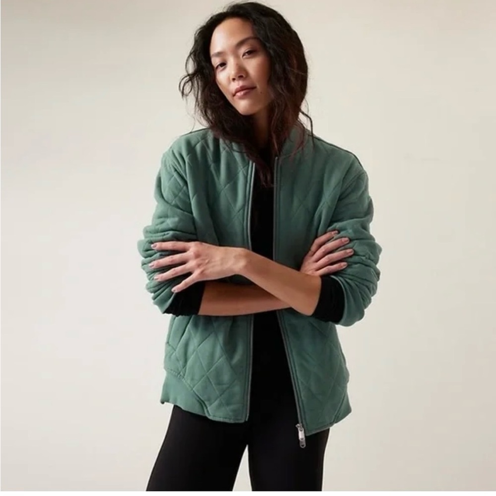 ATHLETA Retroplush Quilted Bomber Jacket Medium